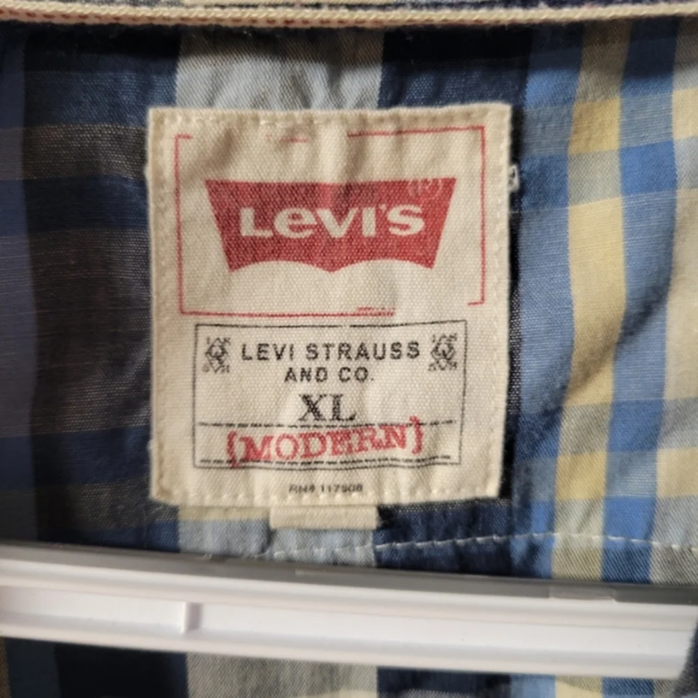 Levis this great
